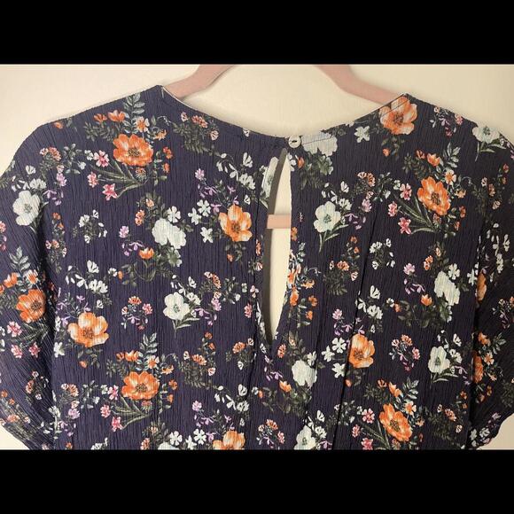 A Beautiful Soul blue floral jumpsuit - Picture 5 of 5